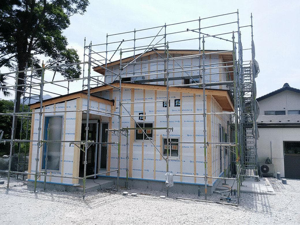 under-construction_9.jpg